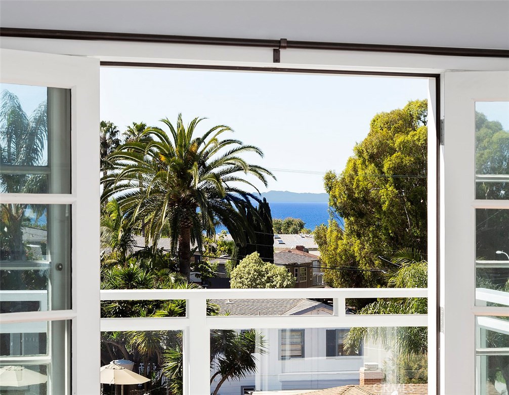 865 Fen Way, Laguna Beach CA 92651 - photo 1