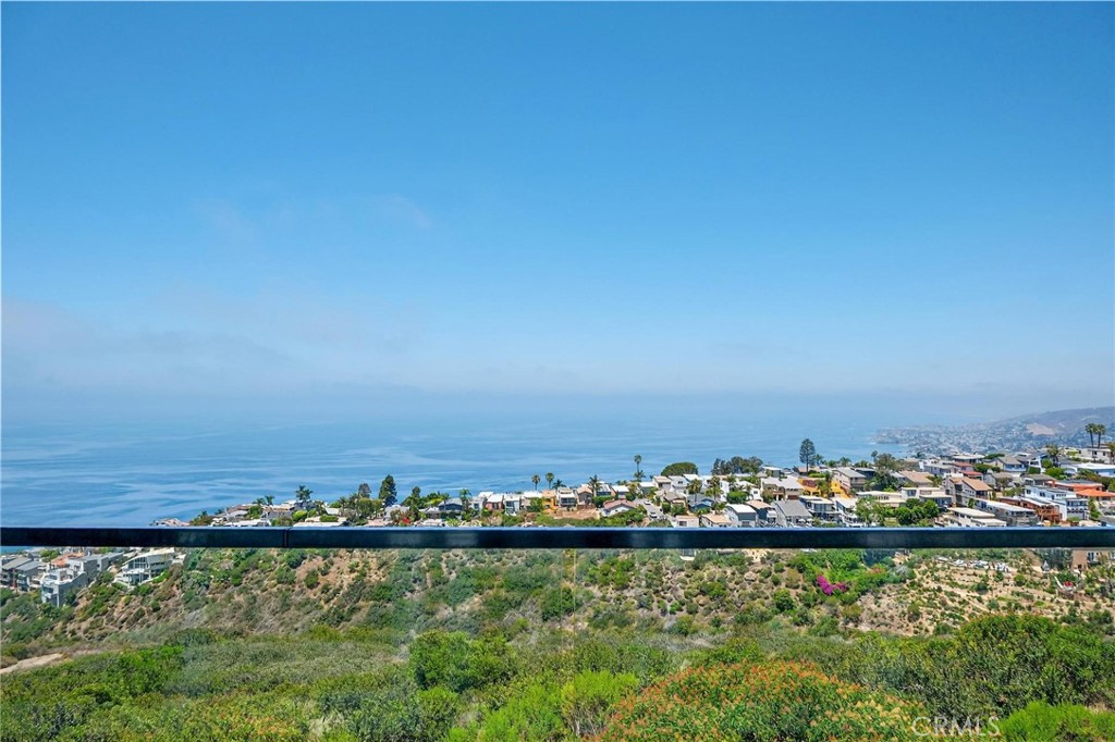 865 Quivera Street, Laguna Beach CA 92651 - photo 1