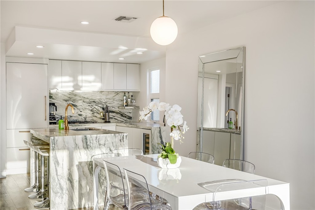 867 Acapulco Street, Laguna Beach CA 92651 - photo 1
