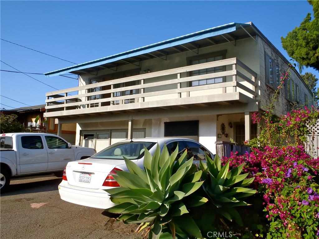 Parking in front. Upper level covered balcony. - 868 Catalina, Laguna Beach CA 92651 - photo 1