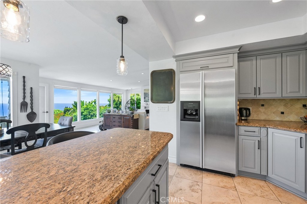 875 Coast View Drive, Laguna Beach CA 92651 - photo 11