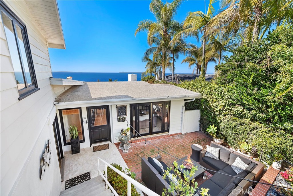 875 Coast View Drive, Laguna Beach CA 92651 - photo 13