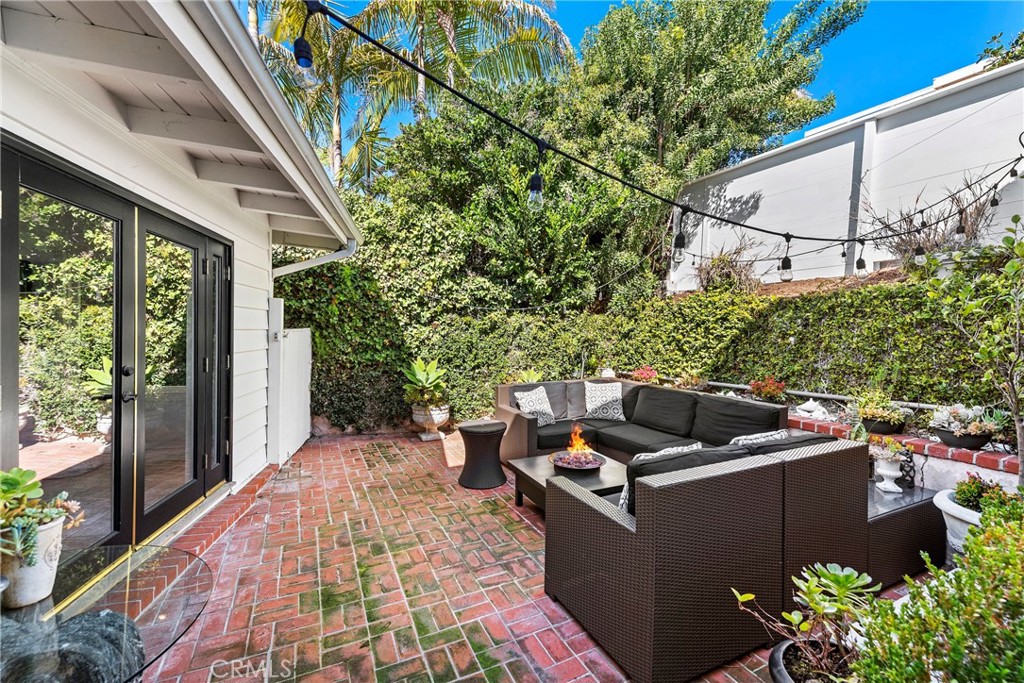 875 Coast View Drive, Laguna Beach CA 92651 - photo 15