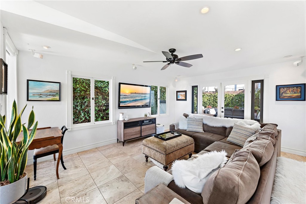 875 Coast View Drive, Laguna Beach CA 92651 - photo 22