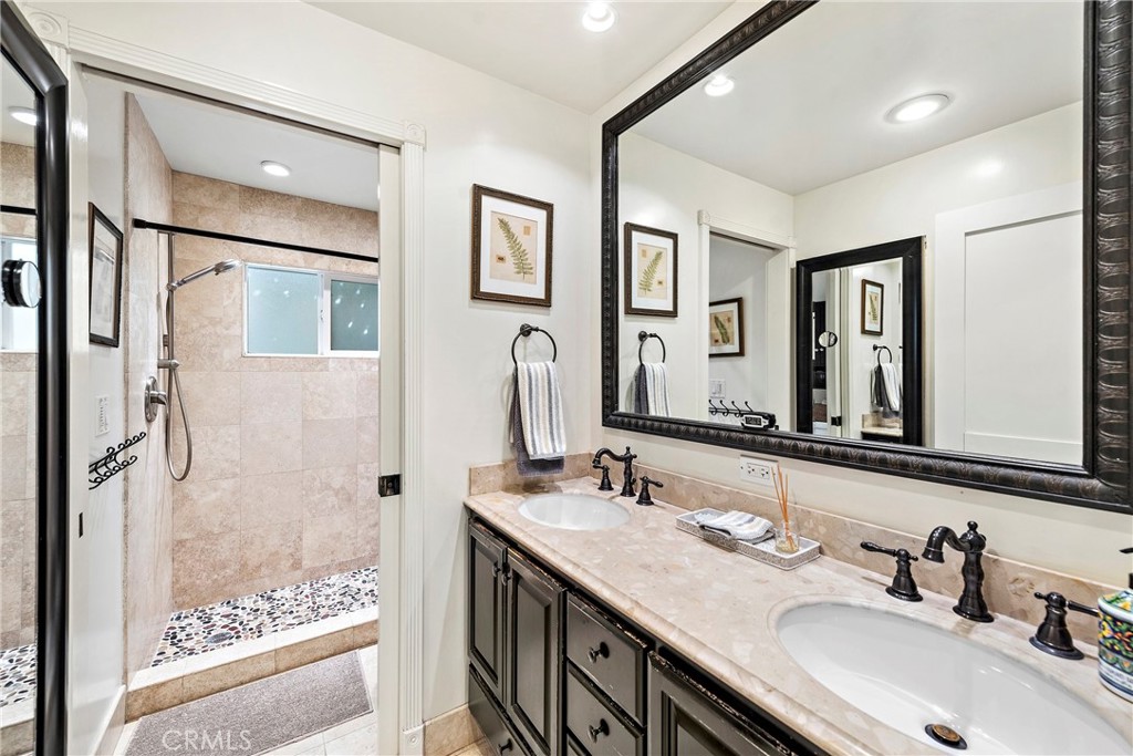 875 Coast View Drive, Laguna Beach CA 92651 - photo 26