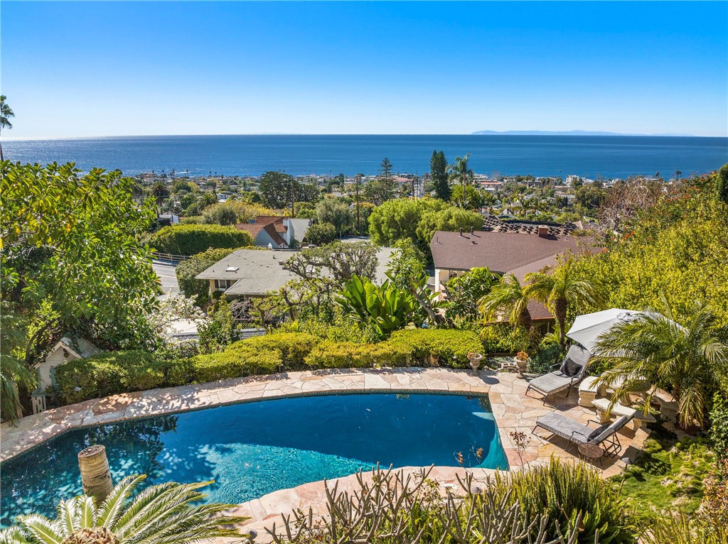 875 Coast View Drive, Laguna Beach CA 92651 - photo 37
