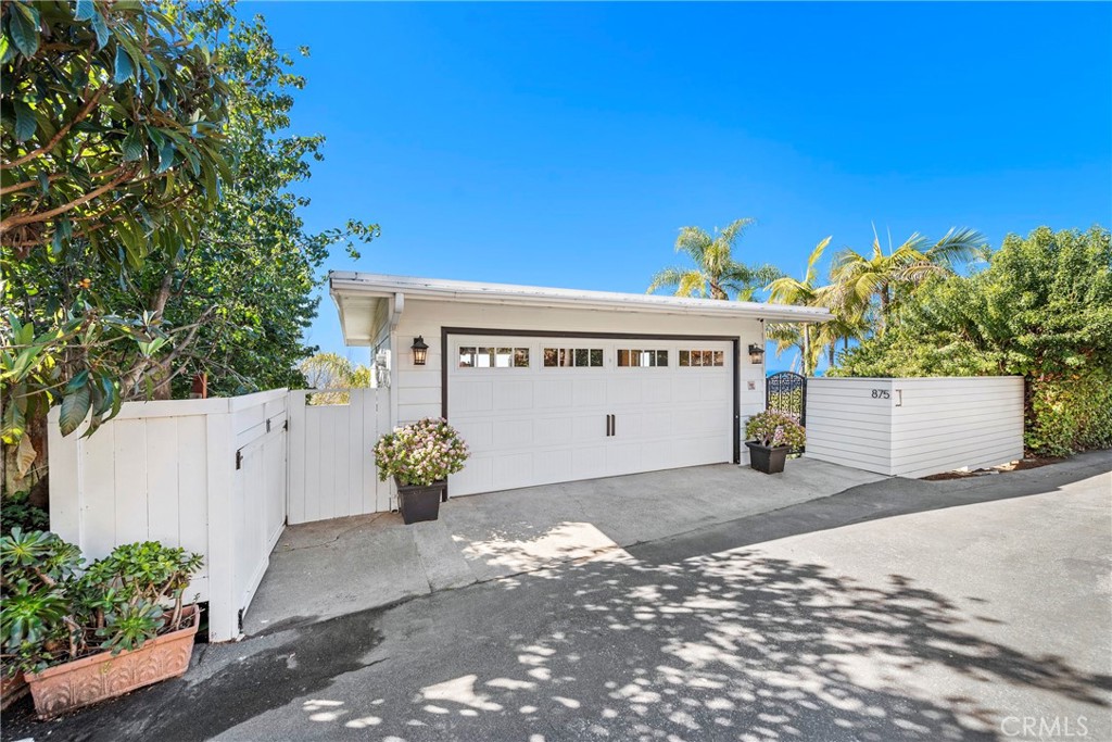 875 Coast View Drive, Laguna Beach CA 92651 - photo 44