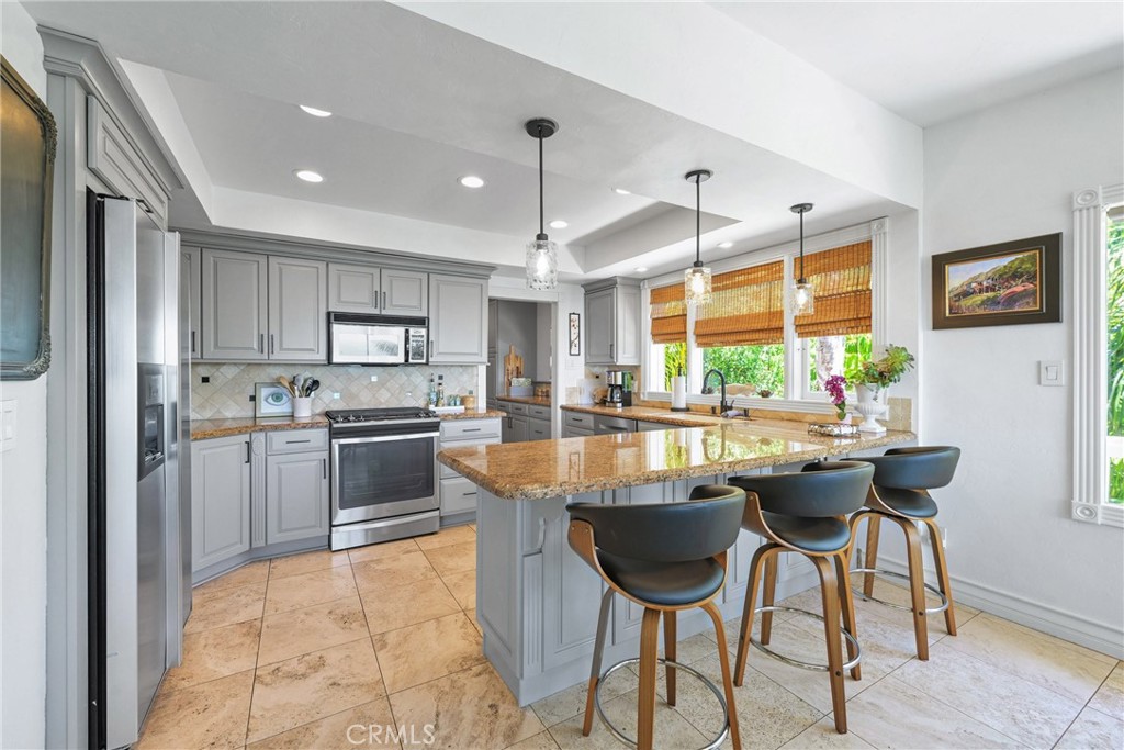 875 Coast View Drive, Laguna Beach CA 92651 - photo 53