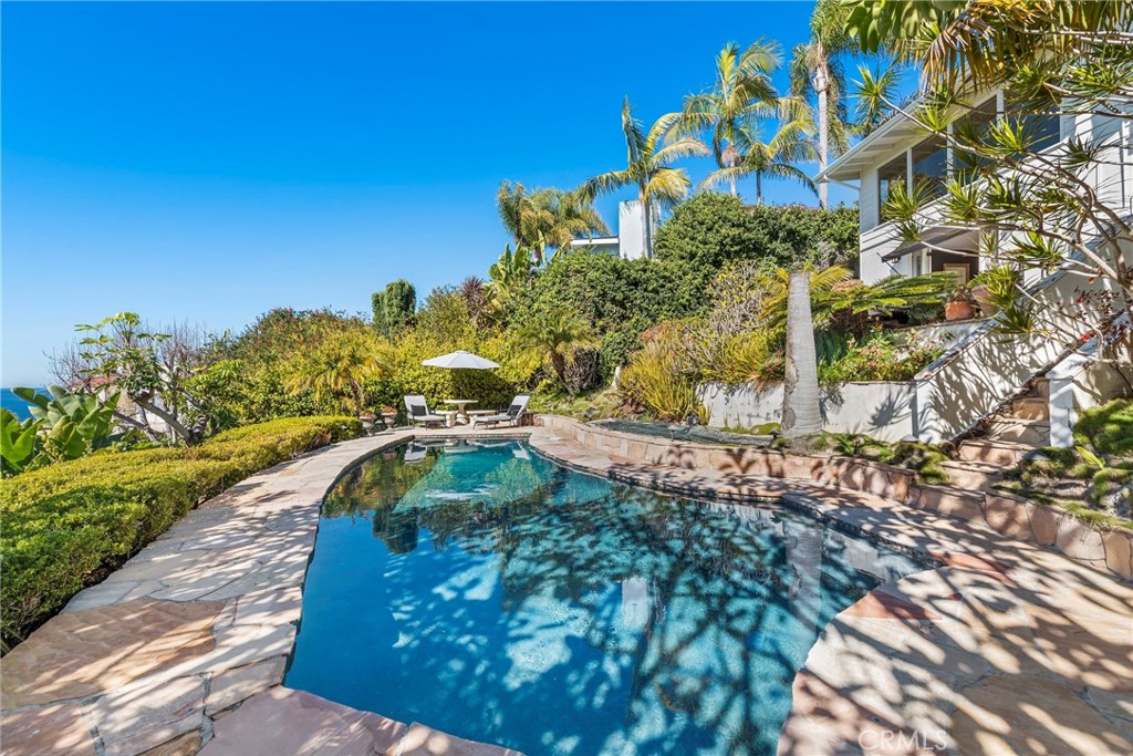 875 Coast View Drive, Laguna Beach CA 92651 - photo 58