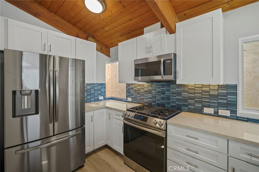 881 Quivera Street, Laguna Beach CA 92651 - photo 15