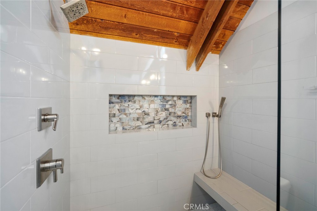 881 Quivera Street, Laguna Beach CA 92651 - photo 21