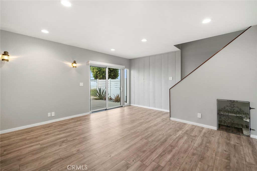 881 Quivera Street, Laguna Beach CA 92651 - photo 26