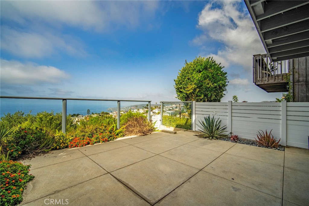 881 Quivera Street, Laguna Beach CA 92651 - photo 28