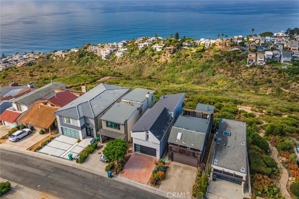 881 Quivera Street, Laguna Beach CA 92651 - photo 32