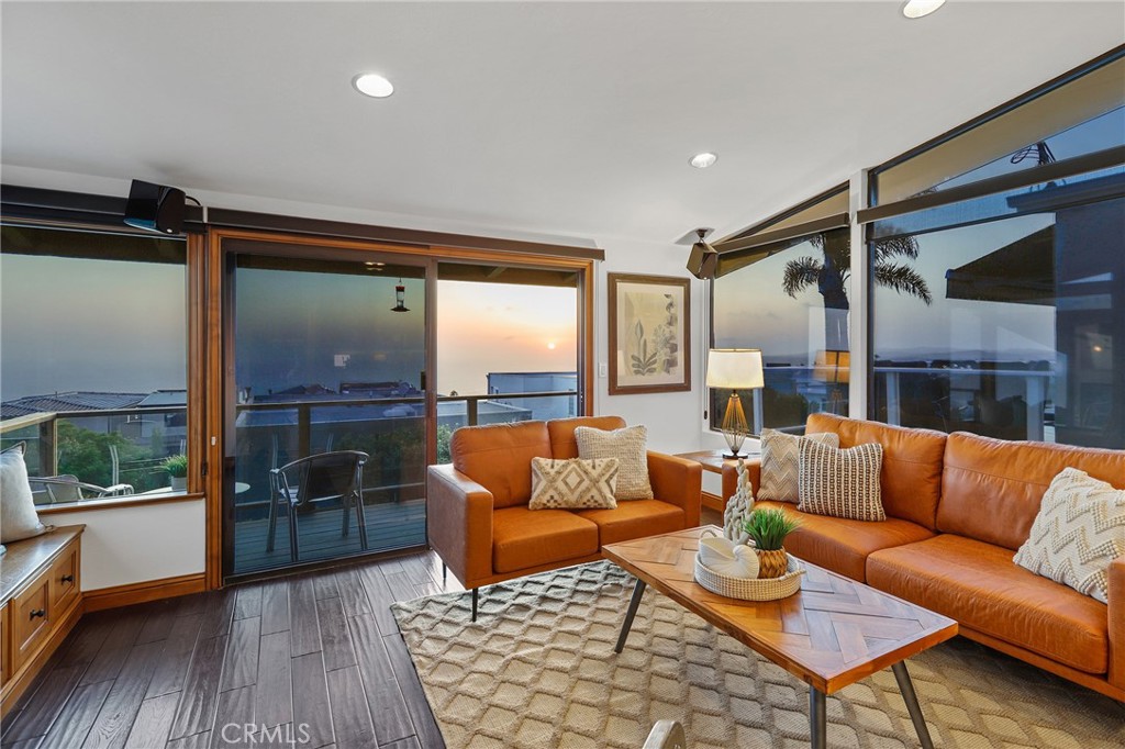 883 Acapulco Street, Laguna Beach CA 92651 - photo 1