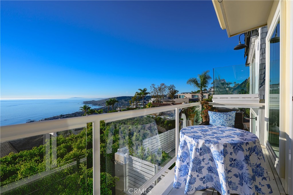883 Katella, Laguna Beach CA 92651 - photo 19