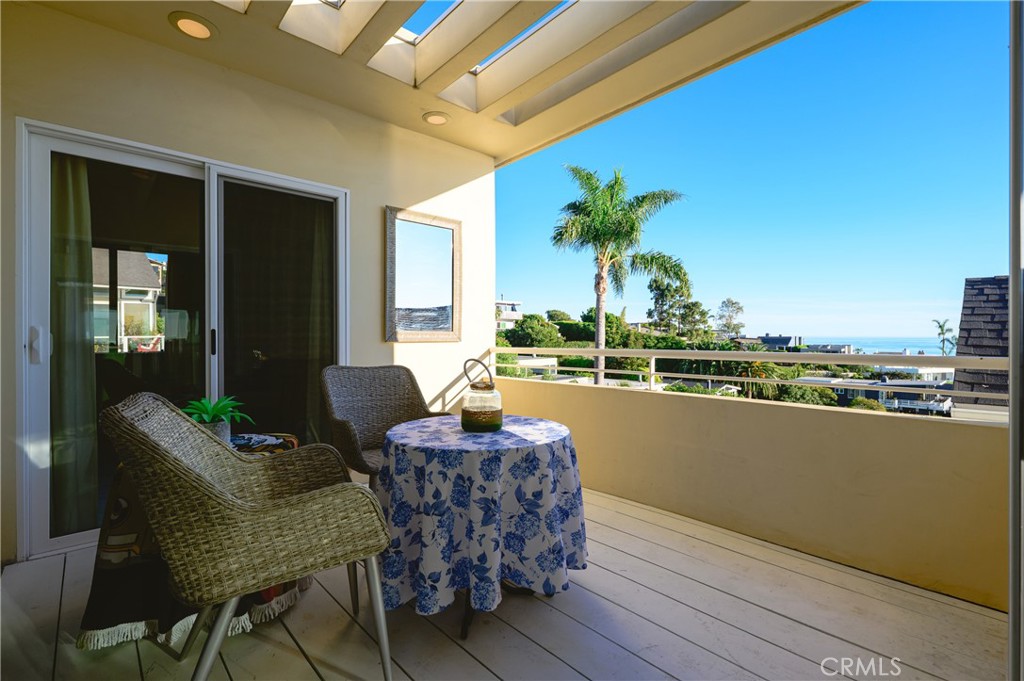 883 Katella, Laguna Beach CA 92651 - photo 21