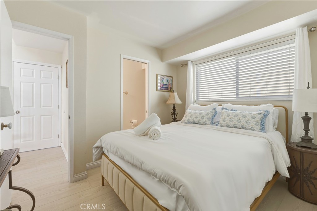 883 Katella, Laguna Beach CA 92651 - photo 33