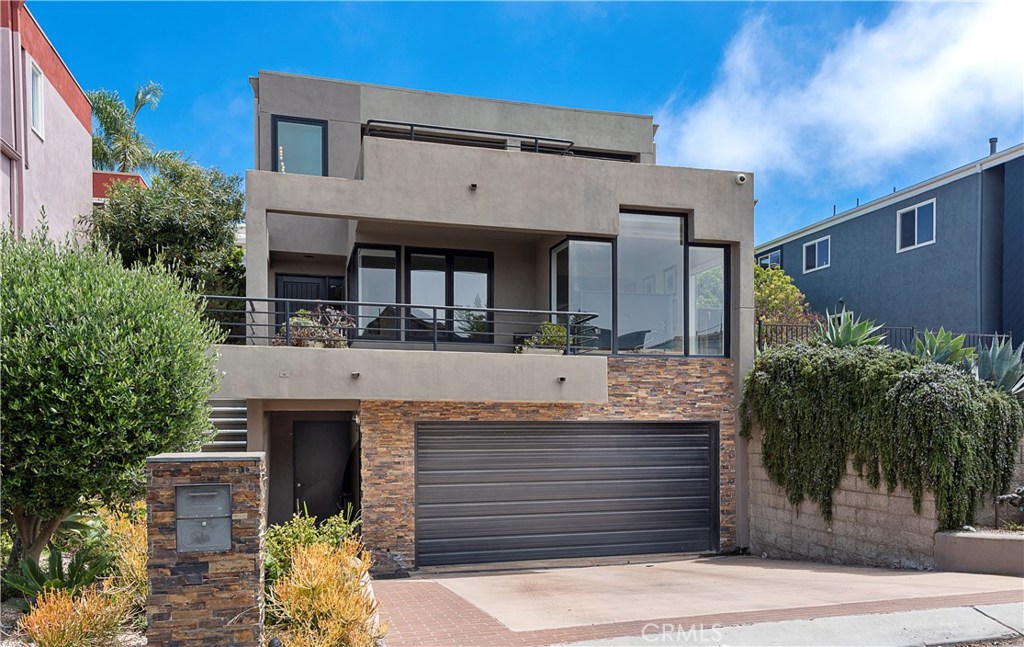 884 Quivera Street, Laguna Beach CA 92651 - photo 1