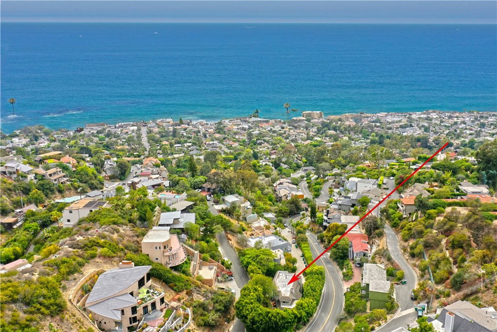 889 Summit Drive, Laguna Beach CA 92651 - photo 1