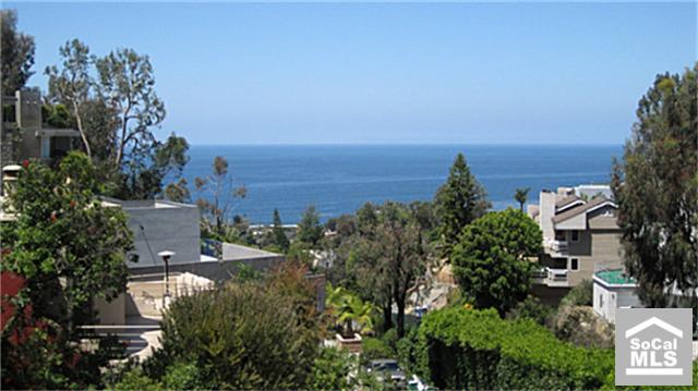 View from front of house - 889 SUMMIT Drive, Laguna Beach CA 92651 - photo 1