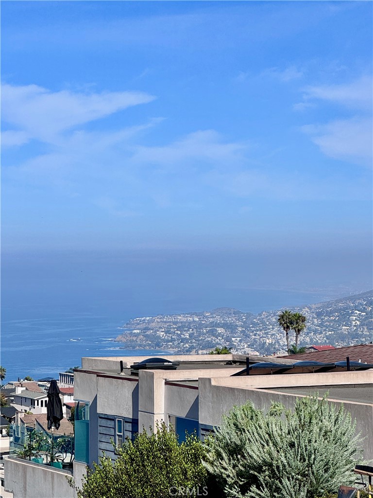 896 Quivera, Laguna Beach CA 92651 - photo 5