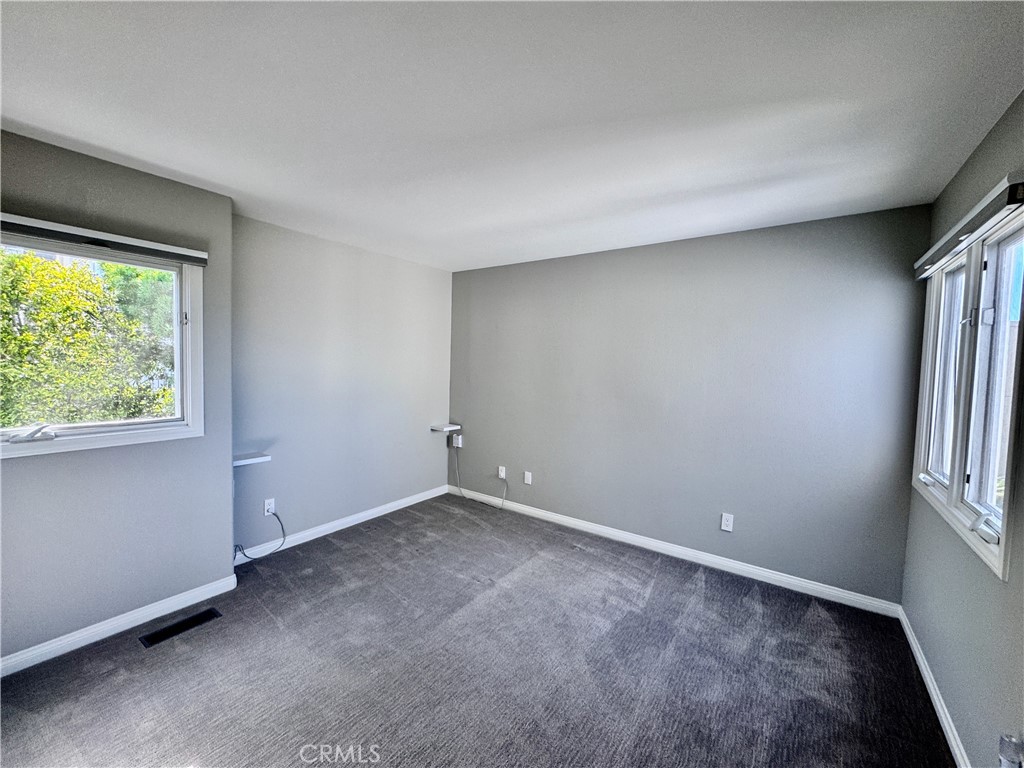 896 Quivera, Laguna Beach CA 92651 - photo 29