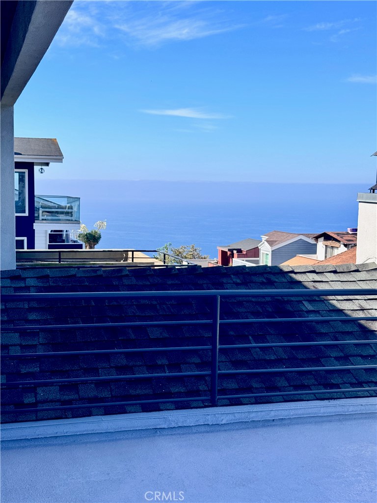 896 Quivera, Laguna Beach CA 92651 - photo 43