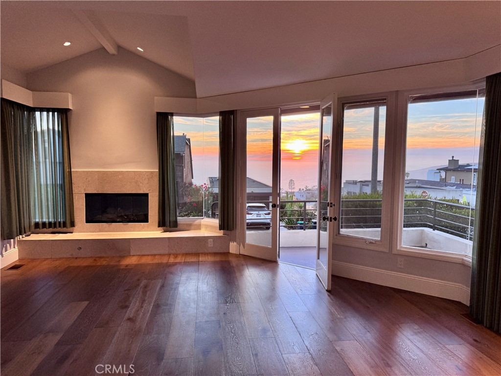 896 Quivera, Laguna Beach CA 92651 - photo 68