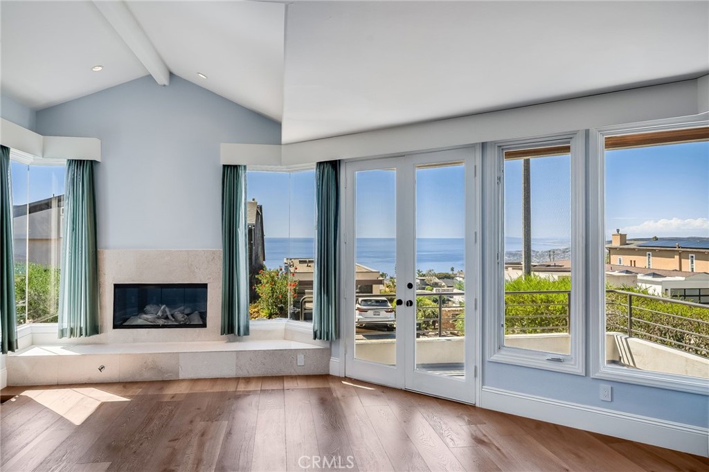 896 Quivera, Laguna Beach CA 92651 - photo 8