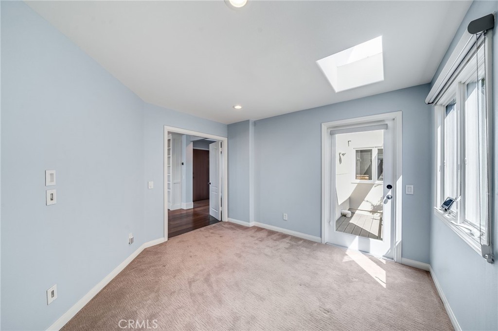 896 Quivera, Laguna Beach CA 92651 - photo 13