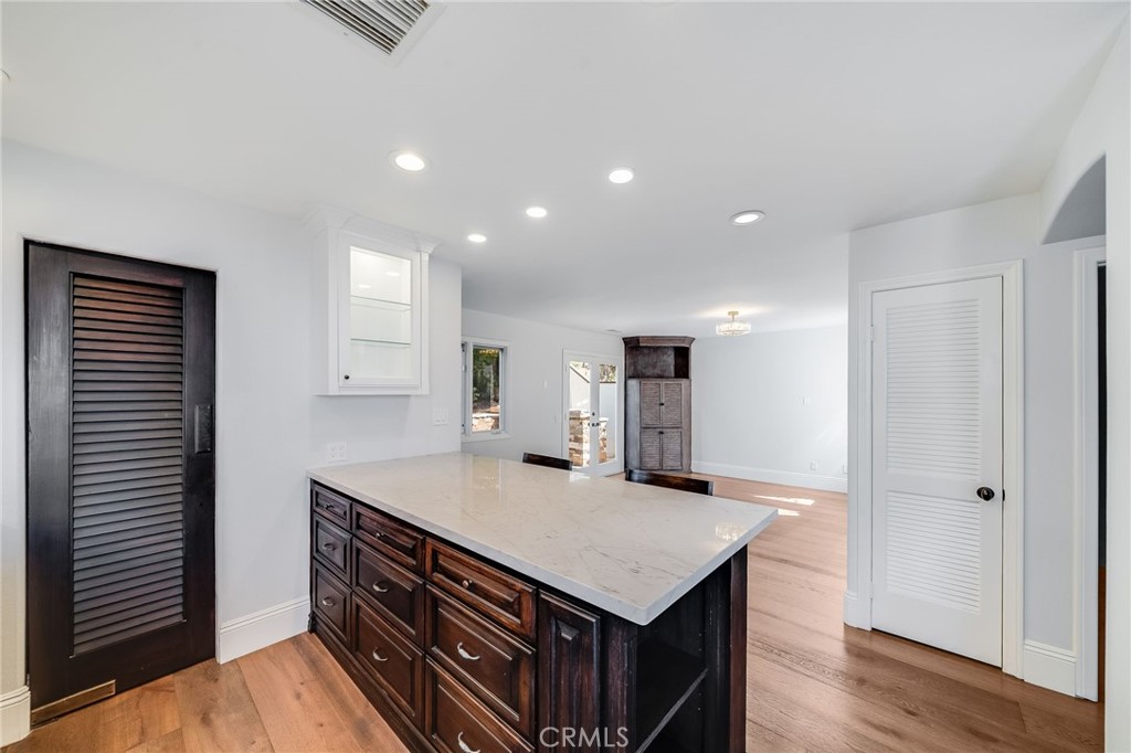 896 Quivera, Laguna Beach CA 92651 - photo 18