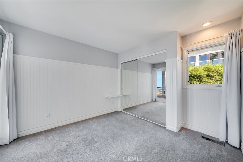 896 Quivera, Laguna Beach CA 92651 - photo 41