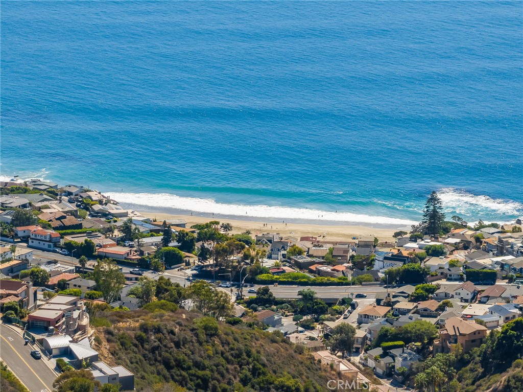 896 Quivera, Laguna Beach CA 92651 - photo 52