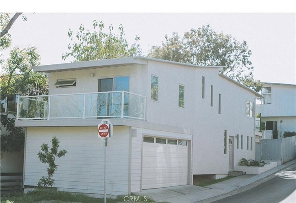 897 Balboa Avenue, Laguna Beach CA 92651 - photo 1