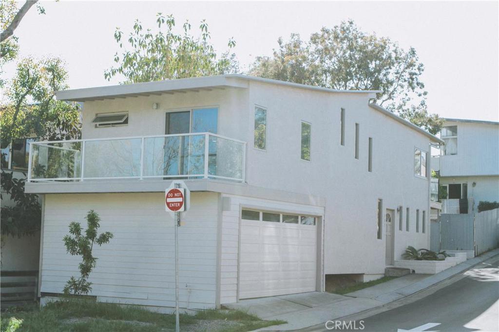 897 Balboa Avenue, Laguna Beach CA 92651 - photo 1