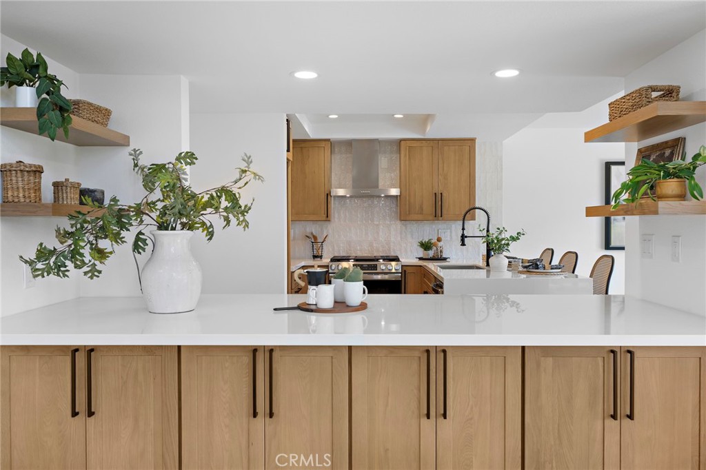 9 Carmel Court, Laguna Beach CA 92651 - photo 2