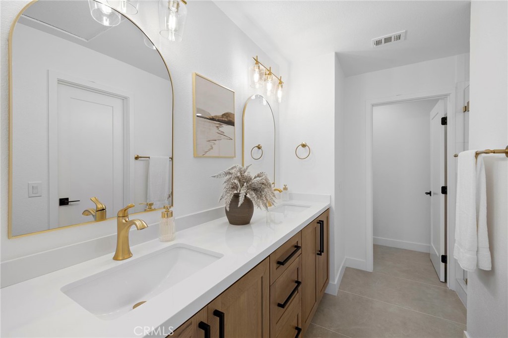 9 Carmel Court, Laguna Beach CA 92651 - photo 16