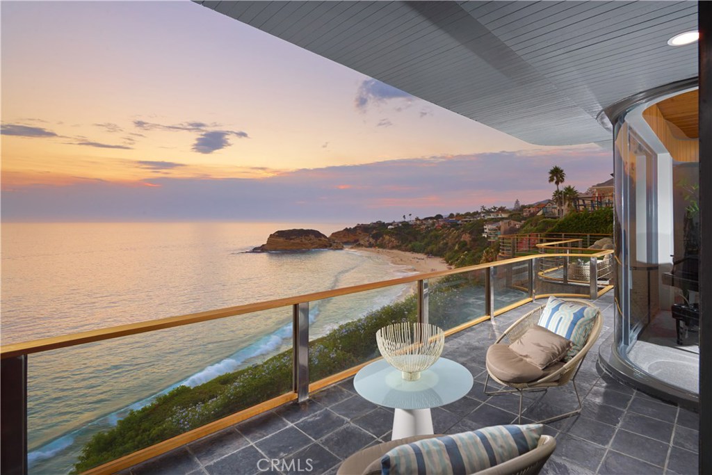 90 S La Senda Drive, Laguna Beach CA 92651 - photo 1