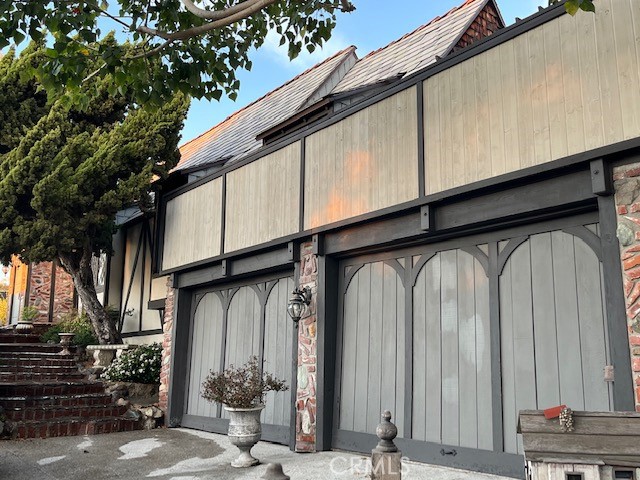 Main house garages - 900 Temple, Laguna Beach CA 92651 - photo 1