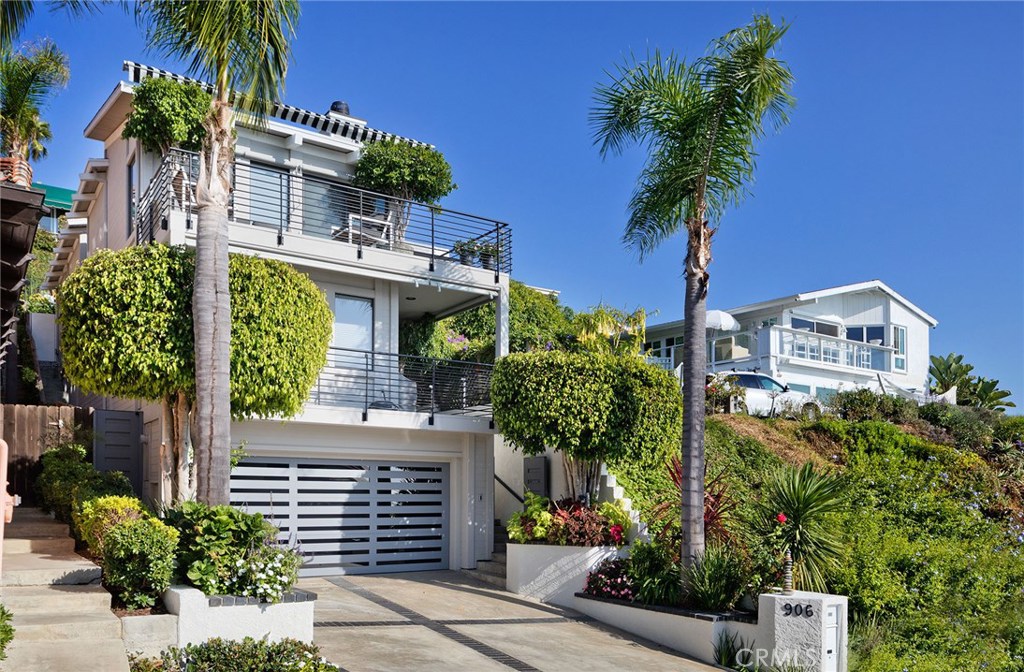 906 Baja Street, Laguna Beach CA 92651 - photo 1