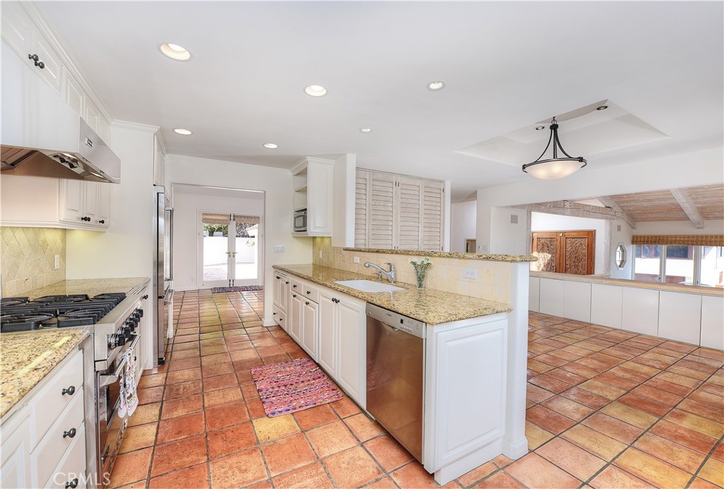 906 EMERALD BAY, Laguna Beach CA 92651 - photo 10