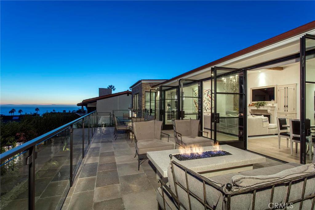 915 Emerald Bay, Laguna Beach CA 92651 - photo 1
