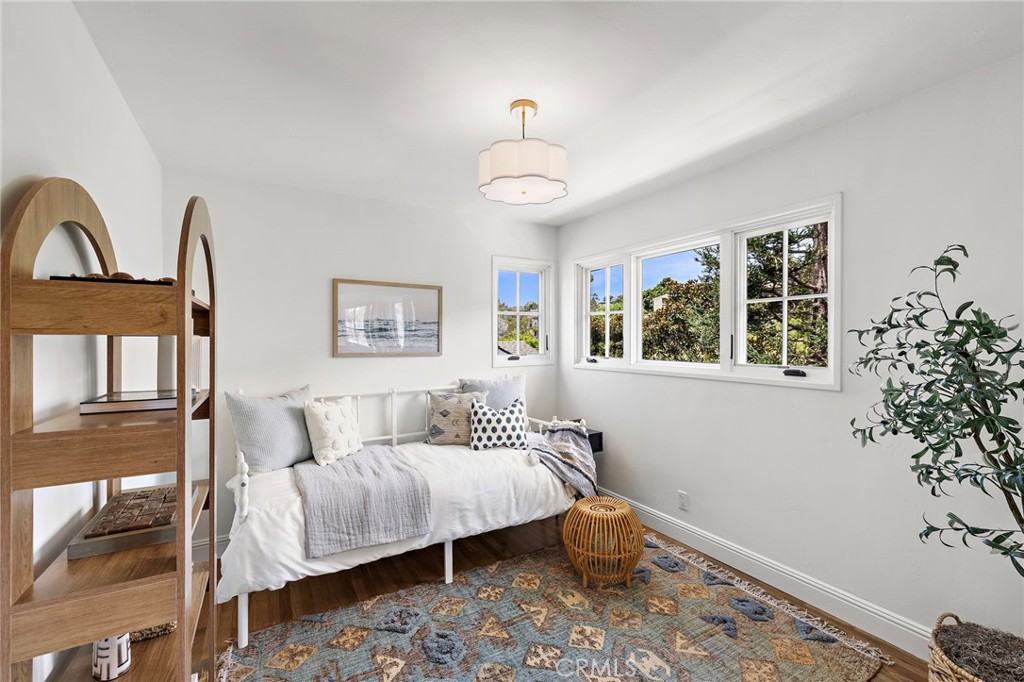 916 Bluebird Canyon Drive, Laguna Beach CA 92651 - photo 28