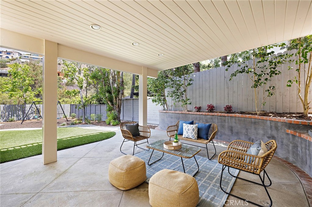 916 Bluebird Canyon Drive, Laguna Beach CA 92651 - photo 31