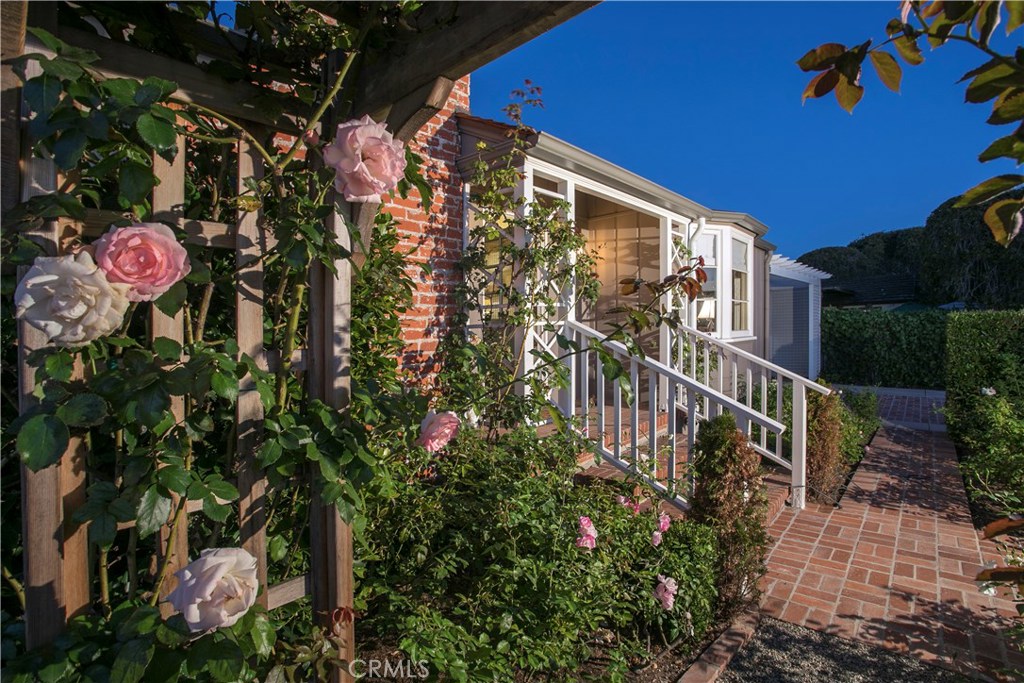 916 Catalina, Laguna Beach CA 92651 - photo 1
