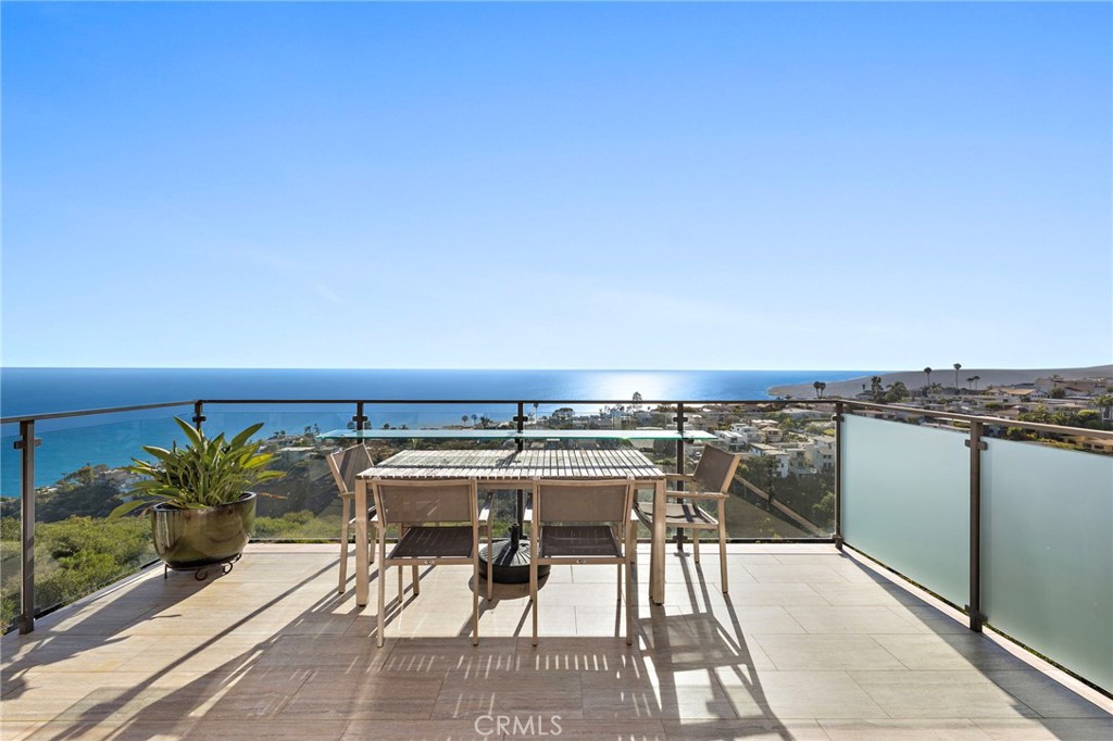 917 Quivera, Laguna Beach CA 92651 - photo 5