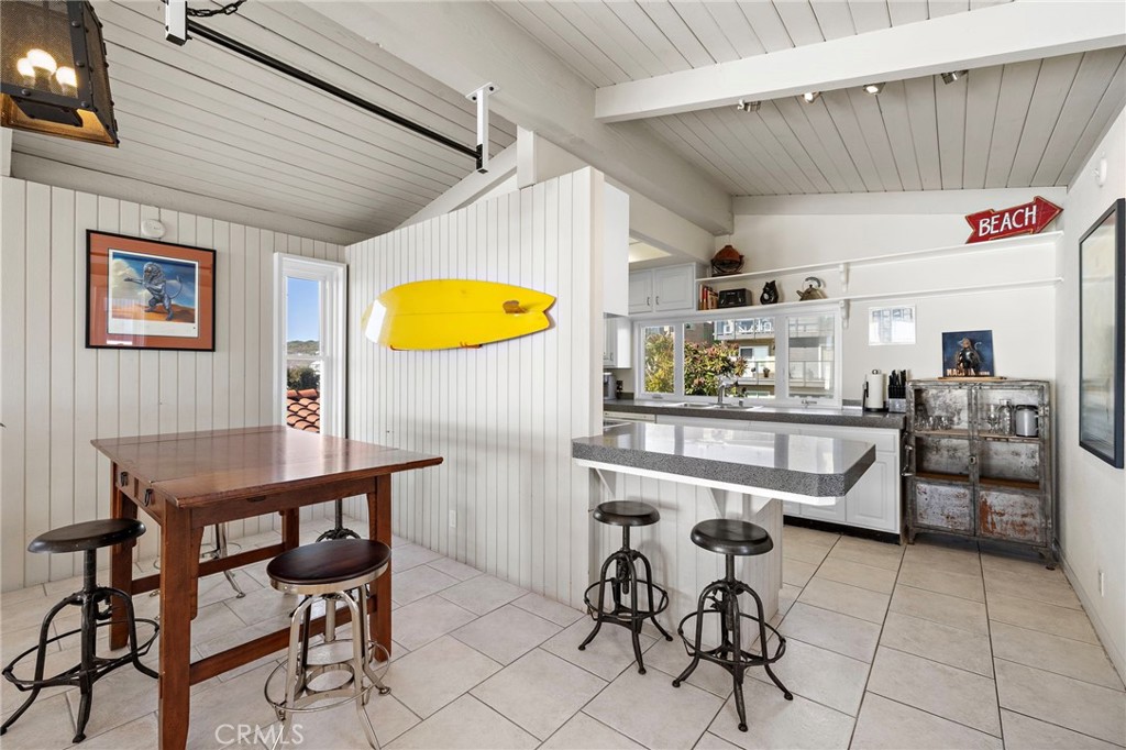 917 Quivera, Laguna Beach CA 92651 - photo 8