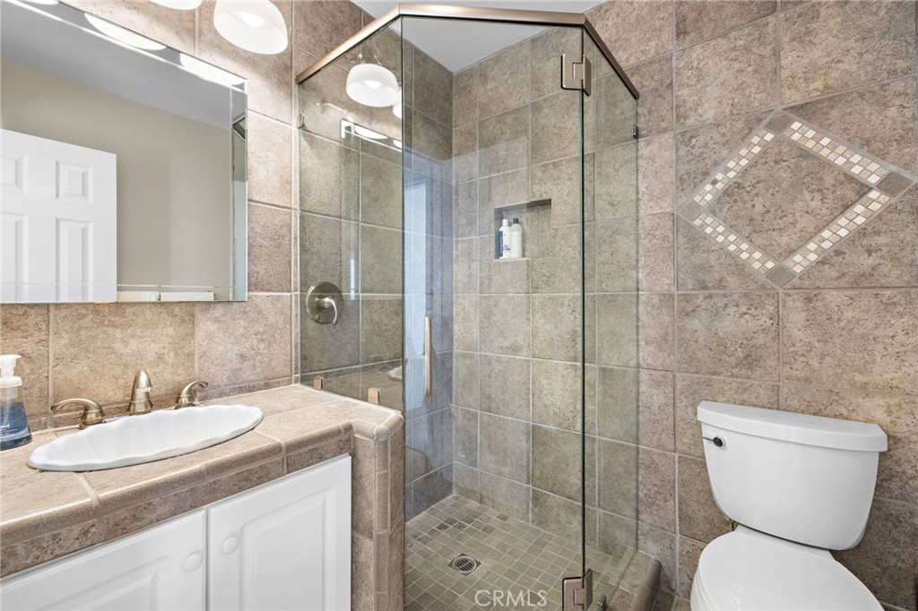 917 Quivera, Laguna Beach CA 92651 - photo 13
