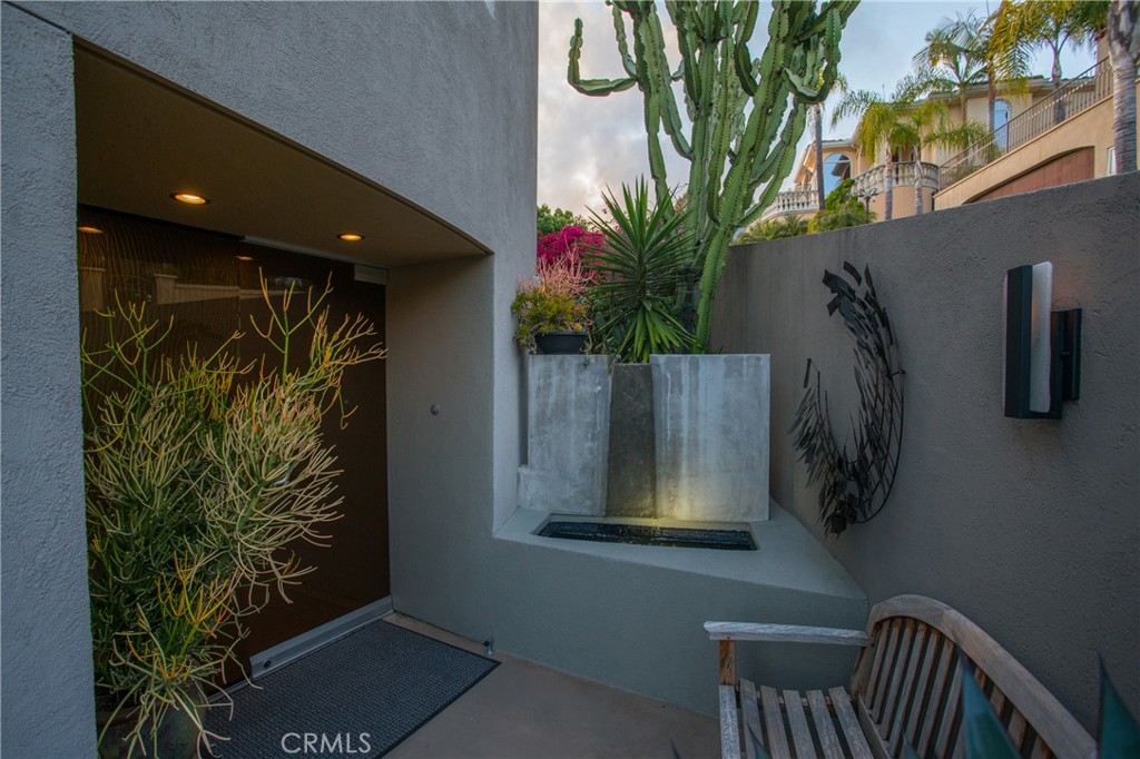 920 Skyline Drive, Laguna Beach CA 92651 - photo 4